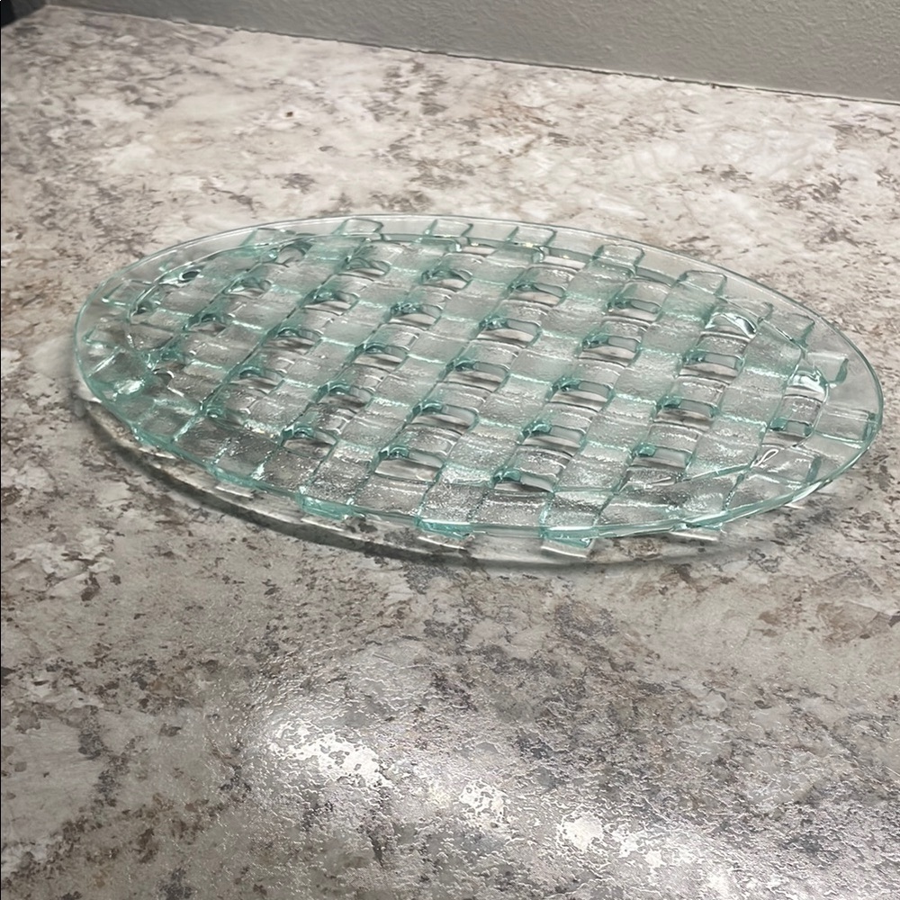 Blue glass woven hotplate